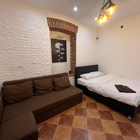 Ukrainian House Апартаменти На Площі Ринок Lviv Exteriör bild