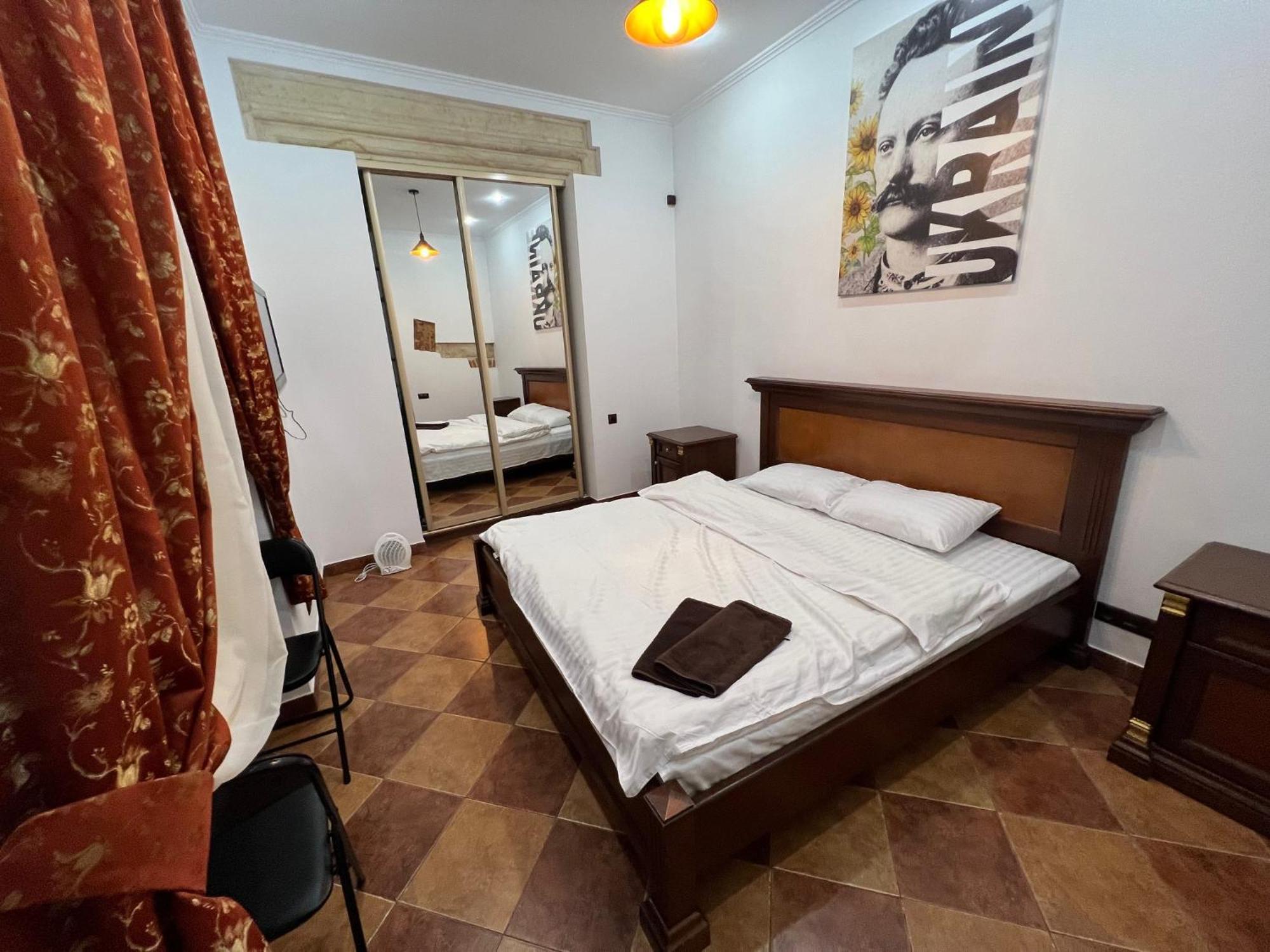 Ukrainian House Апартаменти На Площі Ринок Lviv Exteriör bild
