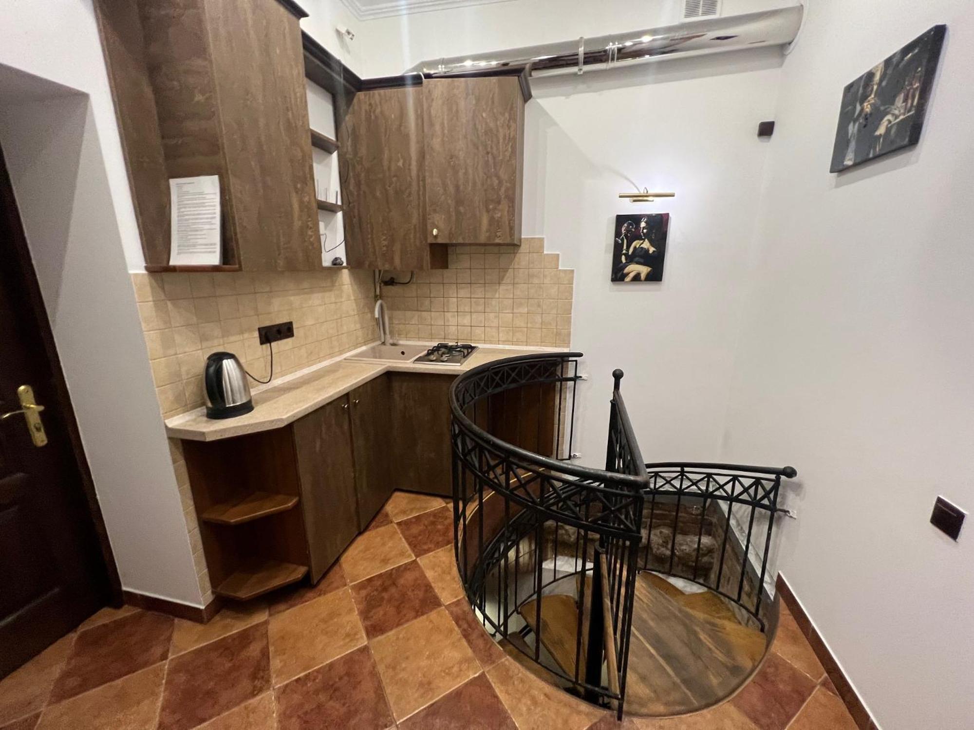 Ukrainian House Апартаменти На Площі Ринок Lviv Exteriör bild